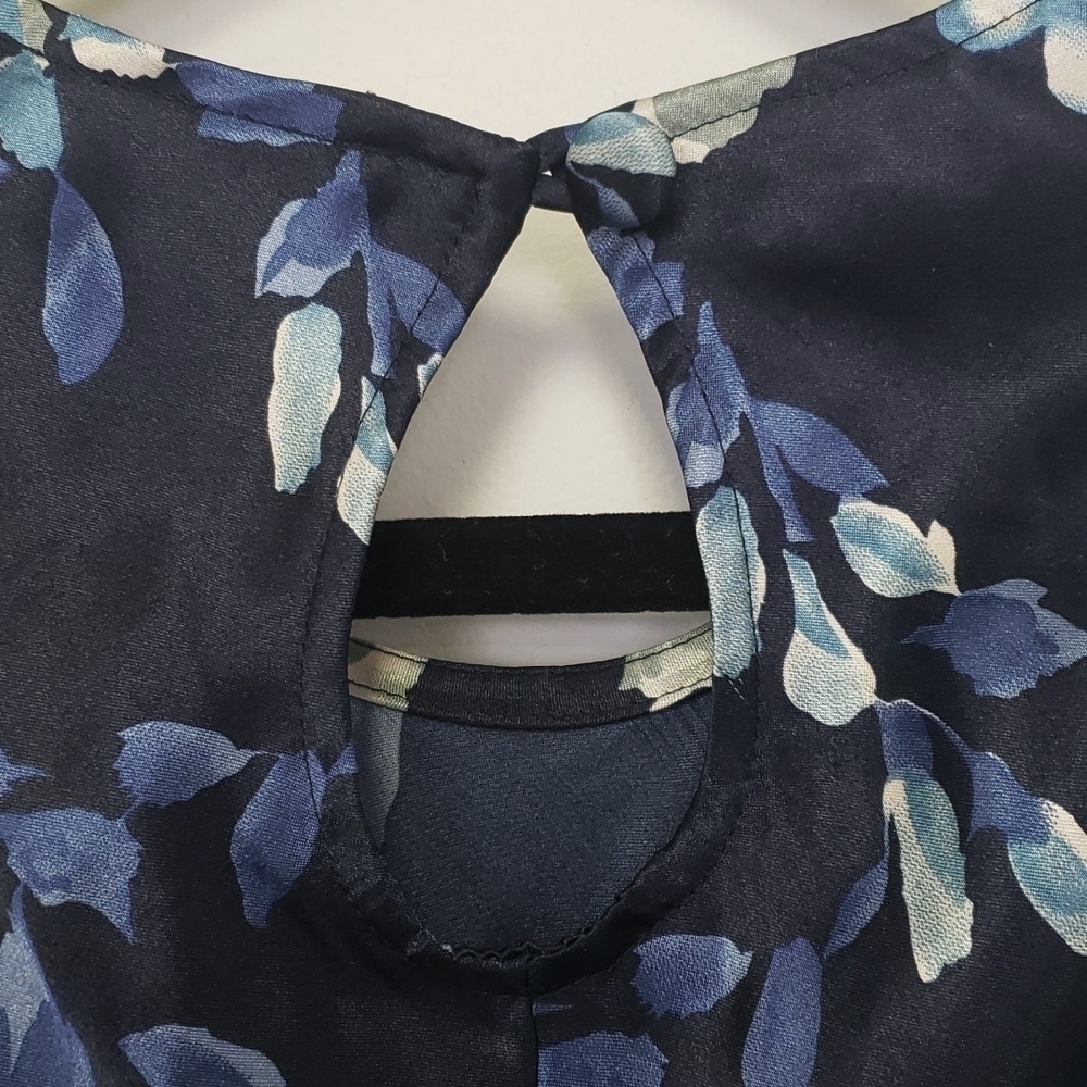 Little Summer Dress Polyester Satin Blue Floral Print Cut in Shoulders S/M VGUC - Picture 7 of 10